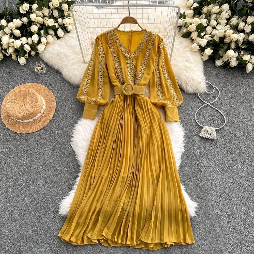 Meredith Statement Dress - Image 3